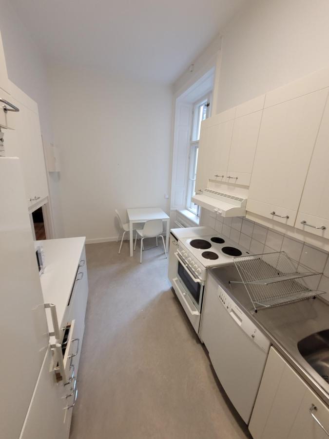 Home Inn Mrt19 Stockholm Buitenkant foto